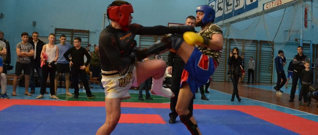 В Пинске кикбоксеры дрались за Кубок Полесья. ФОТО