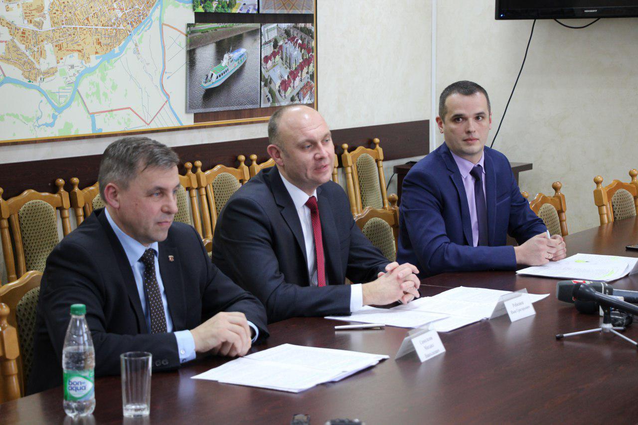 Михаил Самолазов, Иван Ребковец, Илья Крюковский (слева направо)