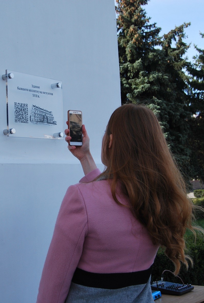 Анна Садовская