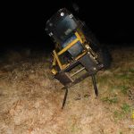 В Пинском районе мужчина угнал трактор, чтобы вытащить из кювета другой трактор