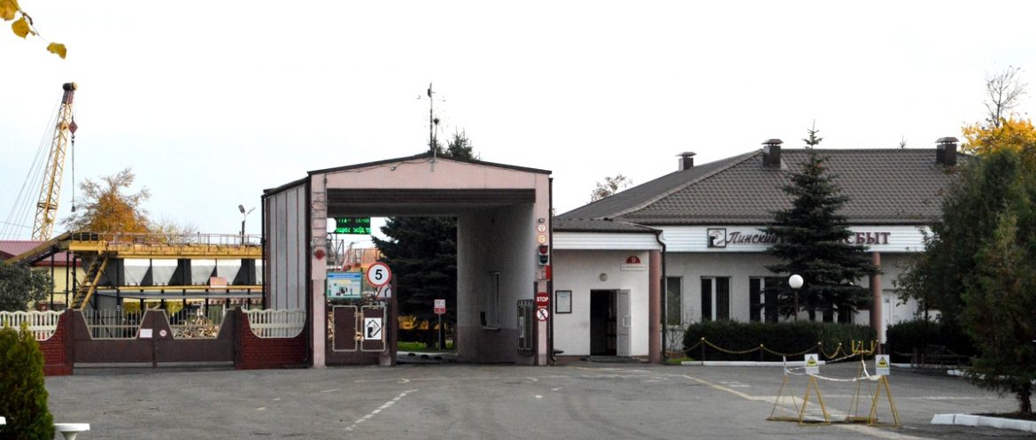 С проблемой подготовки к зиме столкнулись владельцы домов с печным отоплением в Пинске и районе