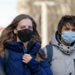 Стало известно, сколько продлится масочный режим в Беларуси