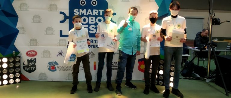 STEM-класс Roboclever из Пинска снова взял награды: Собрали робота за минимальное время