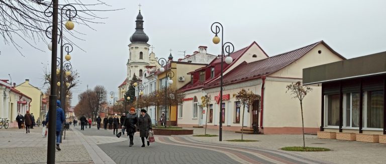 Мы поговорили с врачом, который работает в колл-центре