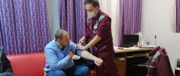 В Микашевичах волонтеров учили оказывать первую помощь ПСО Витязь