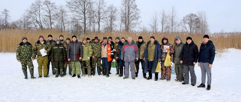 У кого в выходные клюнуло зимняя рыбалка