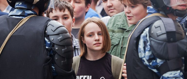 Семерых несовершеннолетних в Пинске задержали по 23.34 в прошлом году