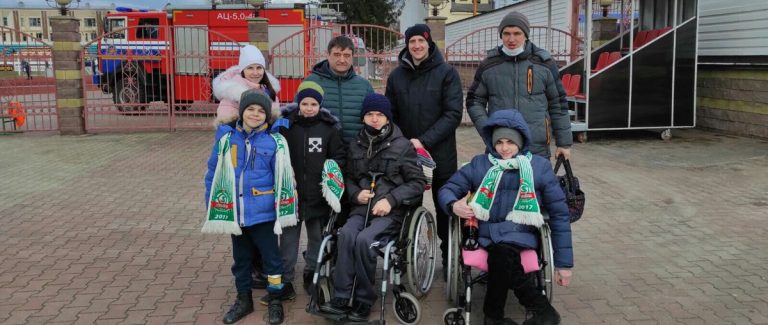 Футбольный подарок пинчанам от «Стэнлеса»