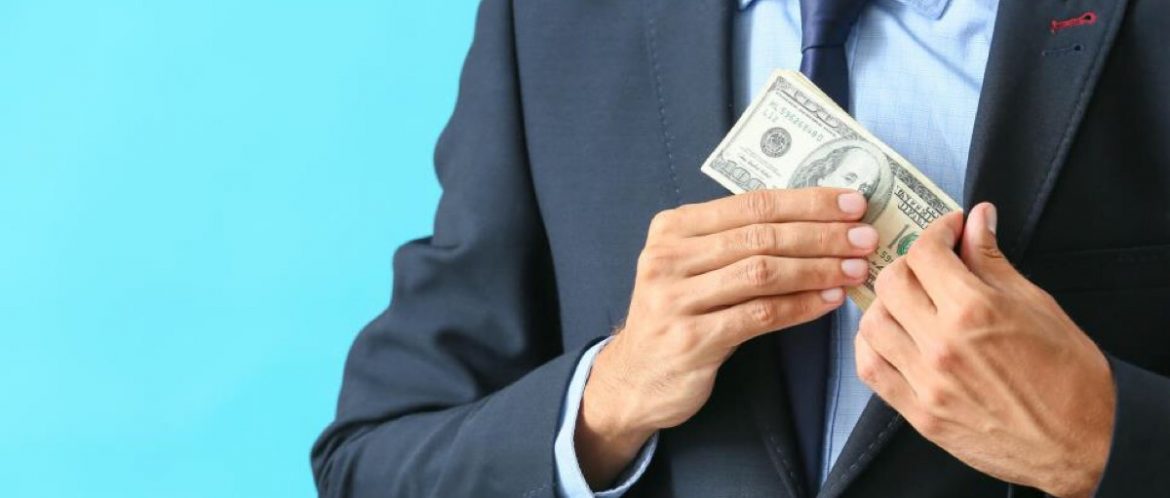 Поход в банк в Пинске обернулся уголовным делом