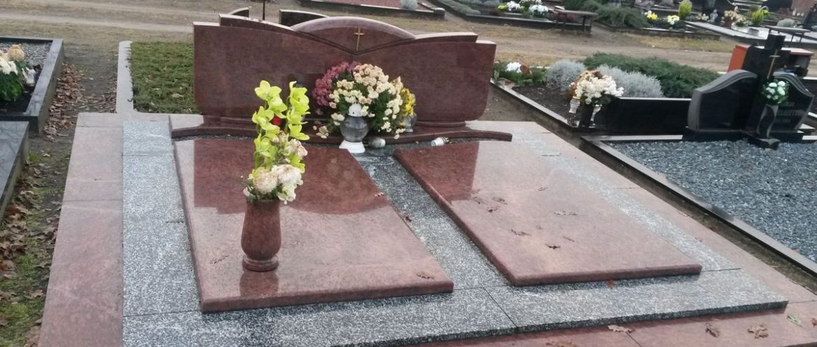 Размер пособия на погребение снова уменьшили Размер пособия на погребение снова уменьшили