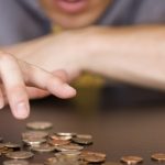 Сколько денег предлагают шеф-повару, каменщику и модельеру-закройщику? Какие вакансии самые высокооплачиваемые в Пинске в этом месяце?