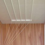 Потолочная сушилка белья: ее плюсы и минусы