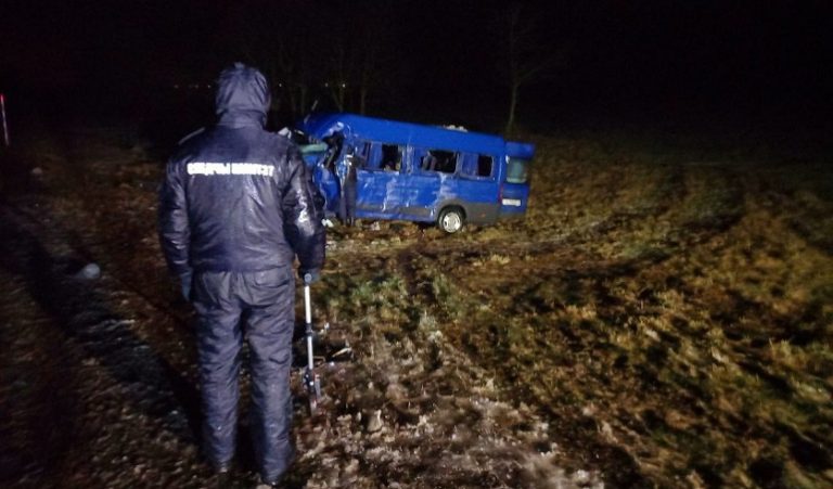 В аварии с маршруткой пострадали и жители Столинщины