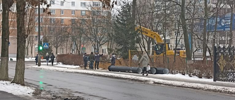 Улица Федотова вне движения на длительный срок