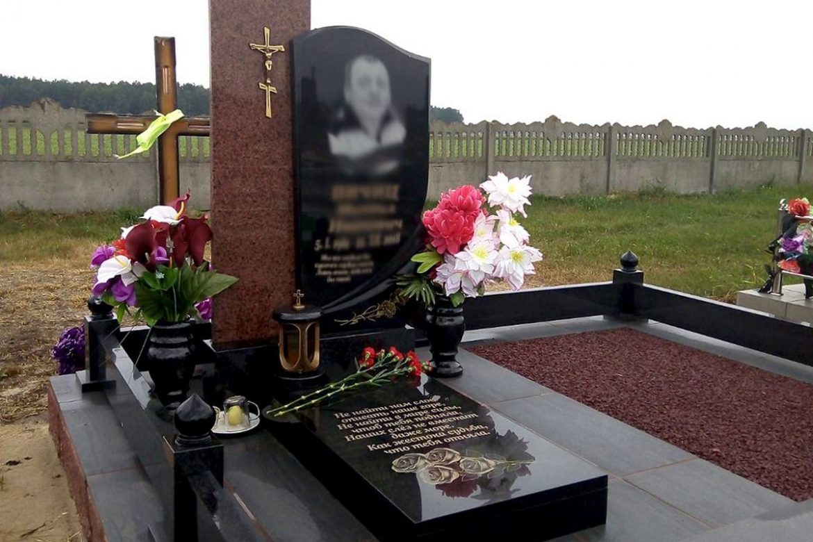 В чем суть и смысл памятников