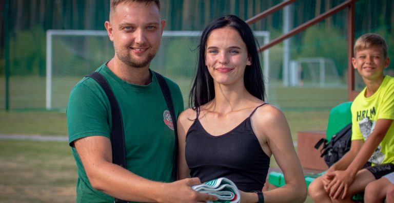 Когда детская поговорка «подарки не отдарки» не действует