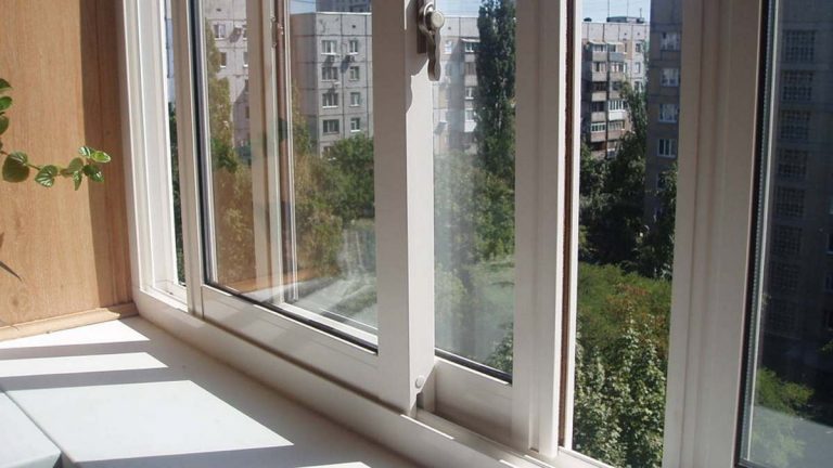 Окна из ПВХ: разнообразие конструкций и ценовых категорий