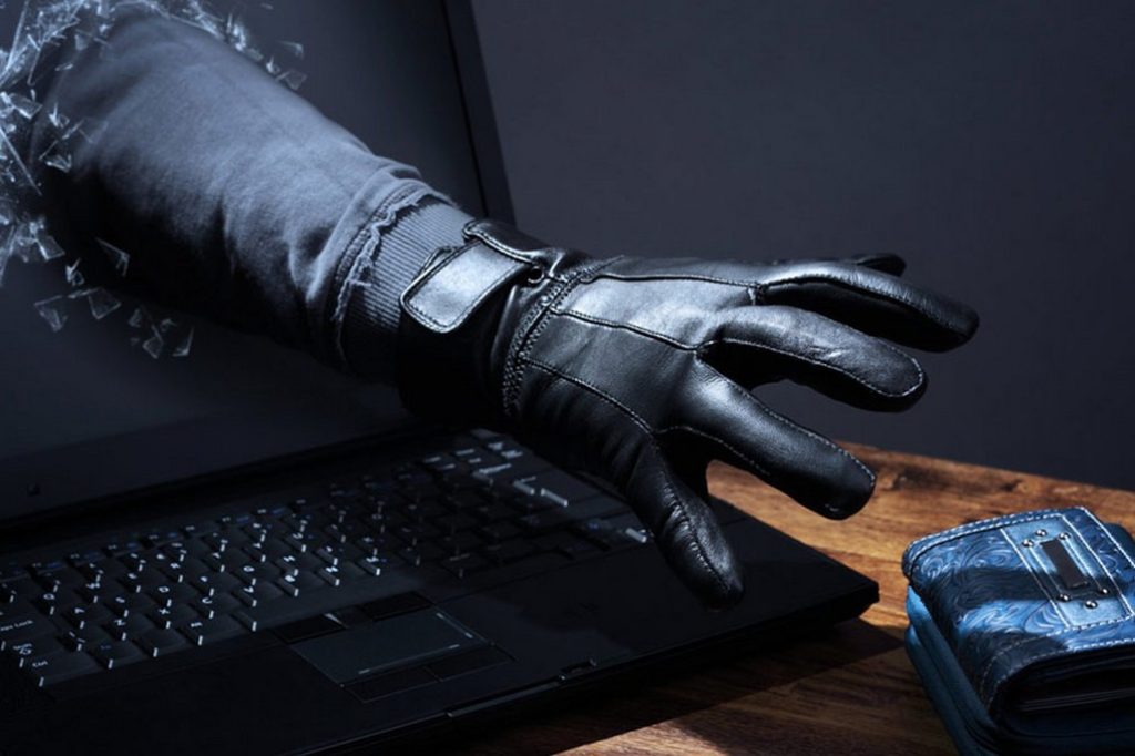 Ашуканцы падманулі дзясяткі чалавек, калі тыя хацелі аплаціць паслугі ЖКГ