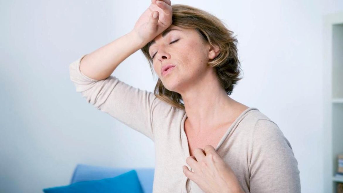 Климакс: что это такое и какие симптомы сопровождают его наступление