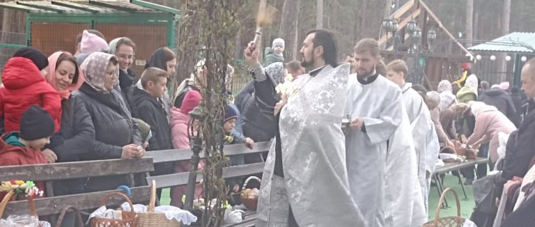 А вы уже освятили пасхальные куличи? (фото)