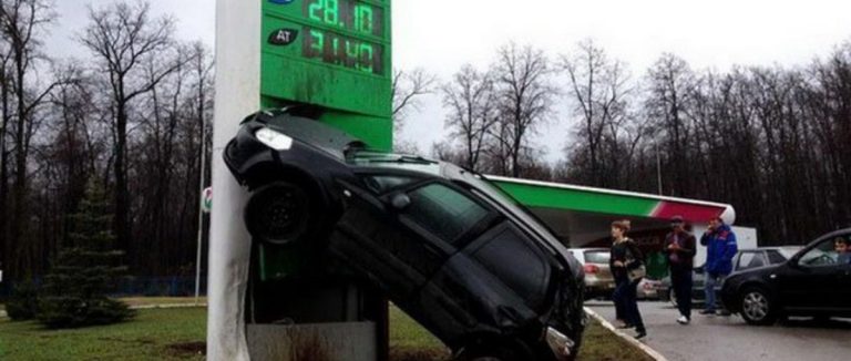 На АЗС Беларуси вновь что-то новое — фигурирует одна копейка