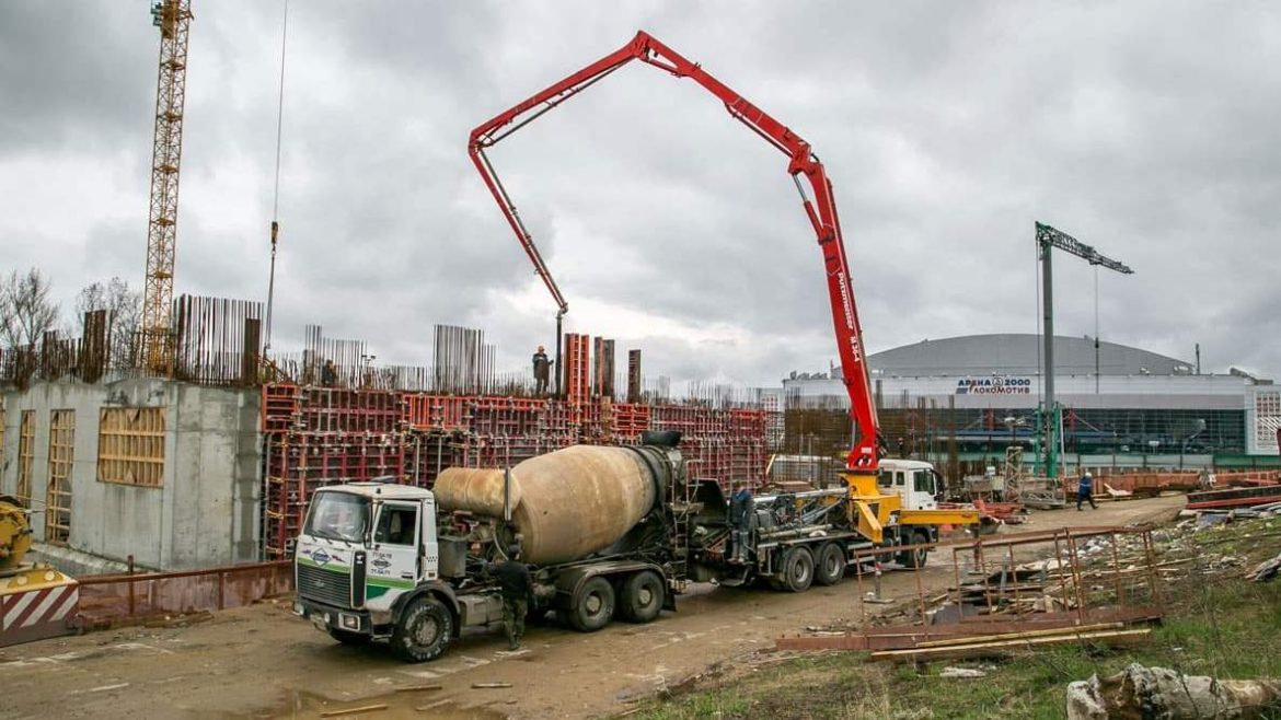 Автобетононасос для строительных работ: важные нюансы выбора