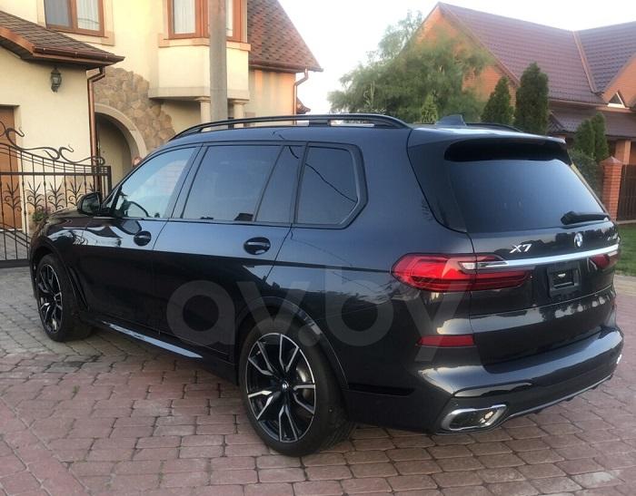 BMW X7