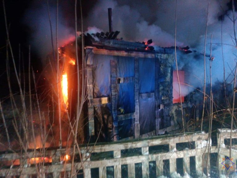 Пострадавших на пожарах мужчин спасали в Бресте и Барановичах