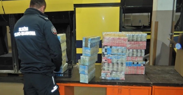 В автобусе нашли контрабанду