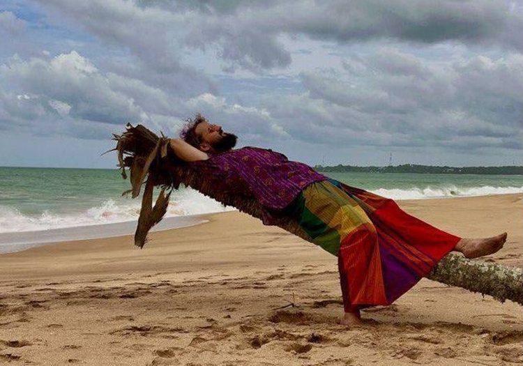 белорус влюбился на острове