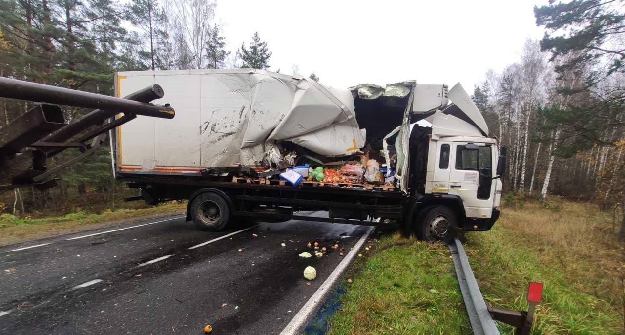ДТП с трактором в Пуховичском районе