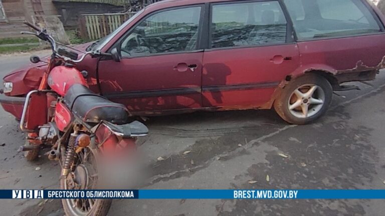 Авария легковушки и мотоцикла была в Ивацевичском районе ДТП в Гощево