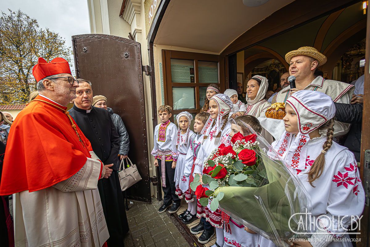 Кардынал Клаўдыё Гуджэроці ў Пінску