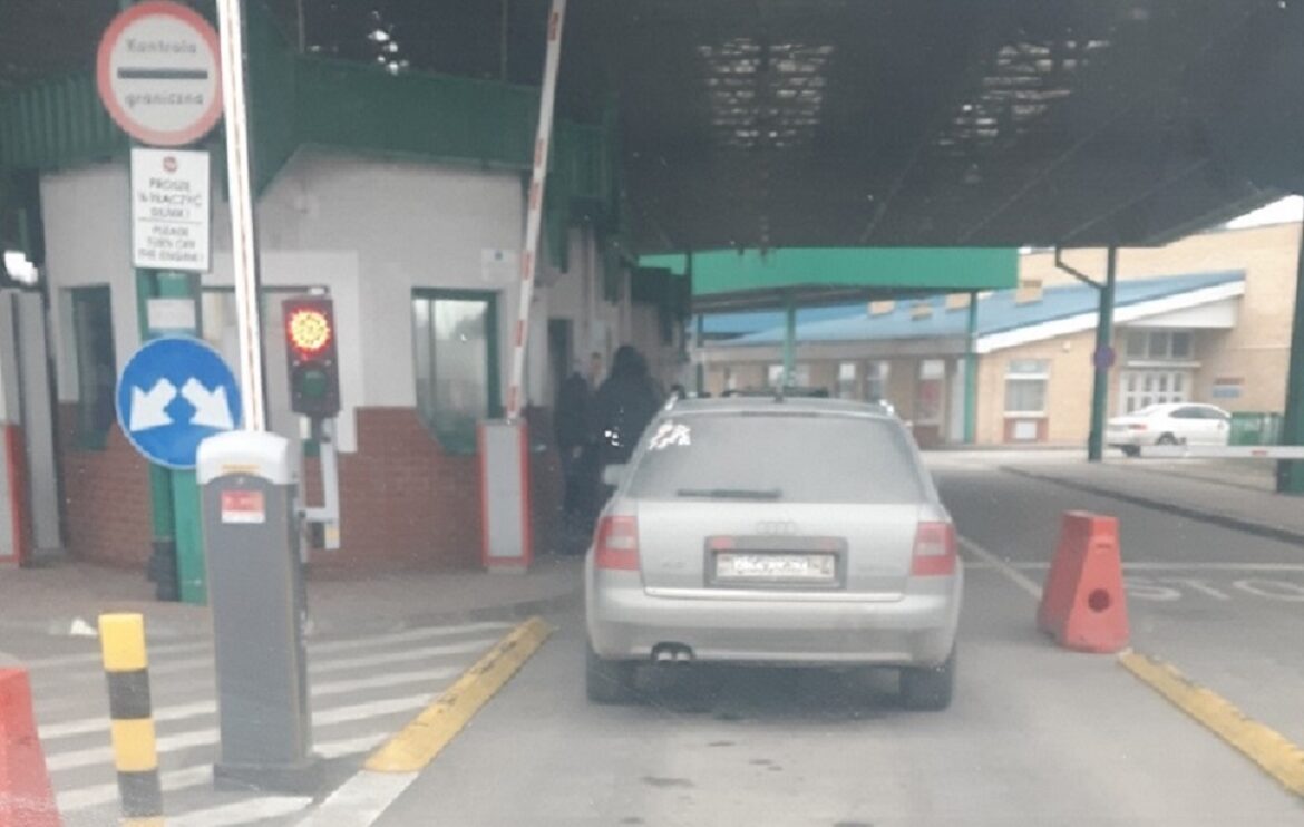 Польша откроет переходы Бобровники и Кузница на границе с Беларусью Погранпереход Бобровники