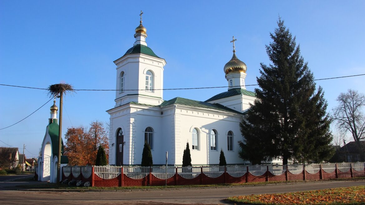 Царква ў вёсцы Малеч Бярозаўскага раёну
