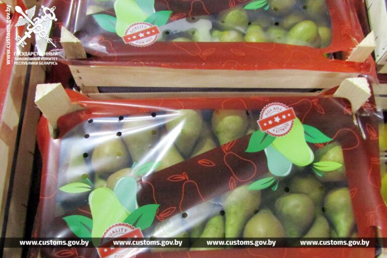 Самые дорогие груши сезона задержали на границе