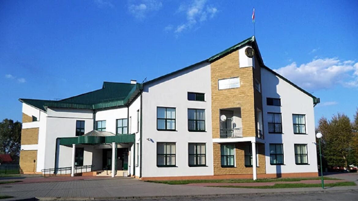 Суд Ивацевичского района