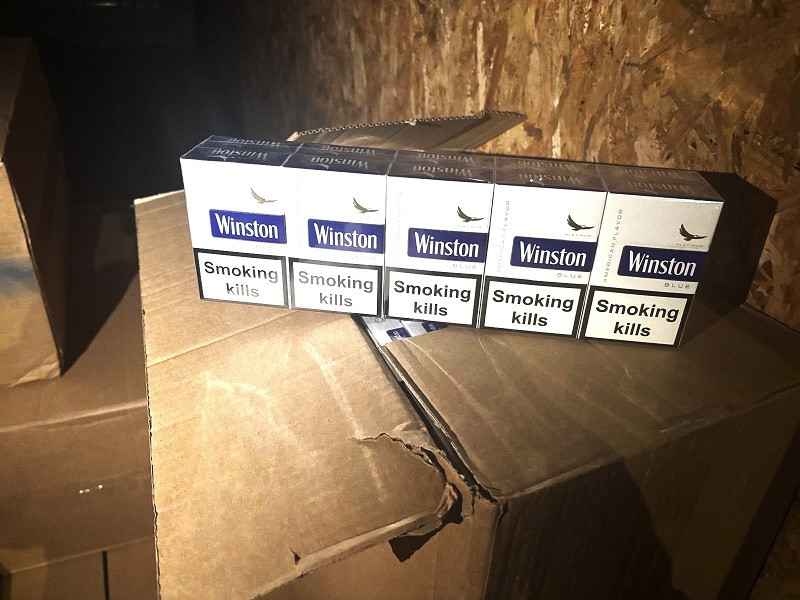 Контрабандные сигареты