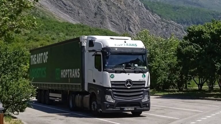 Беларусь и Россия хотят создать свою систему контроля за режимом дальнобойщиков Дальнобойщик