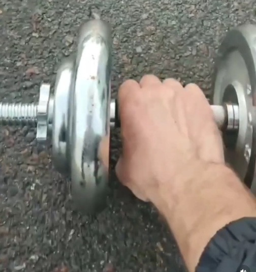 Хобби возит с собой