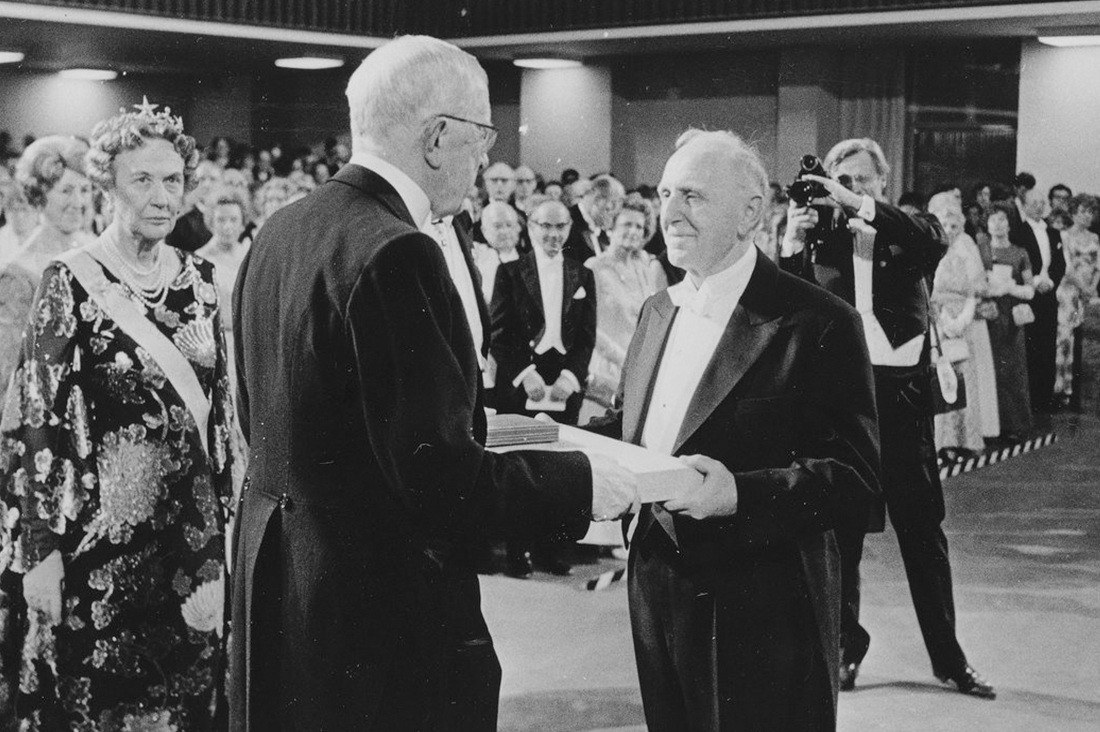 Саймон Кузнец