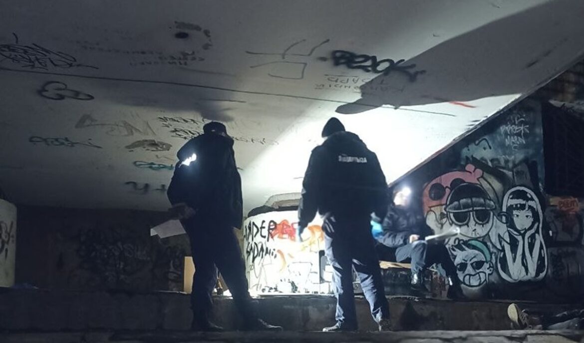 Мужчину убили под мостом