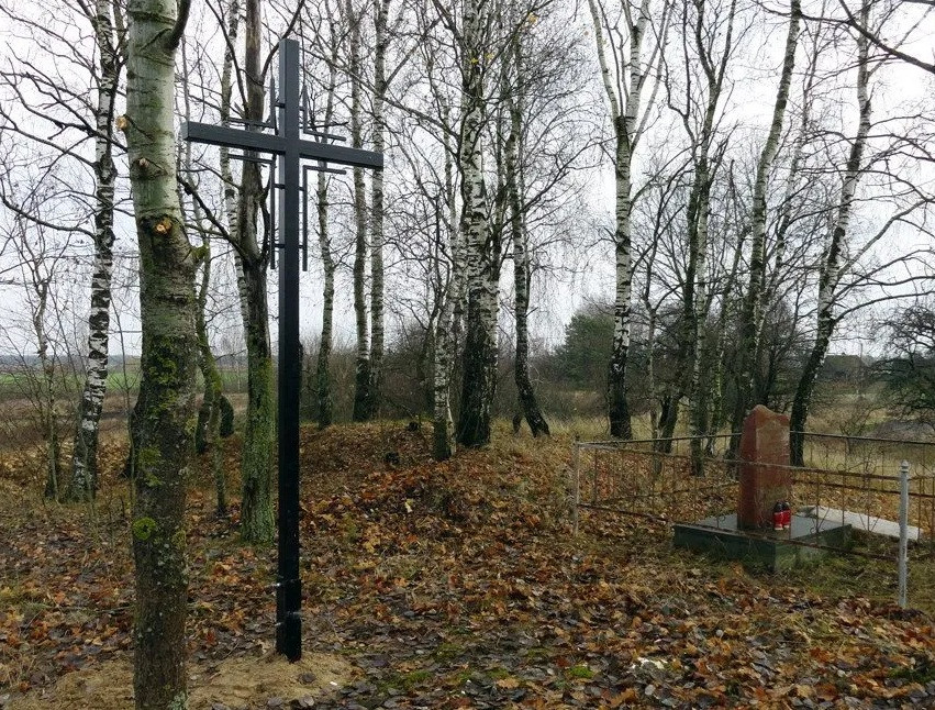 Помнік на магіле паўстанцаў