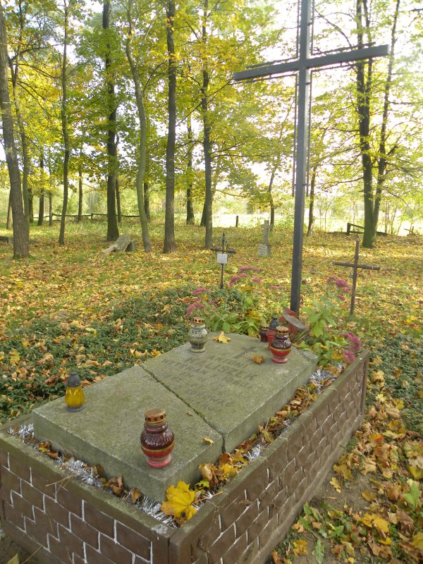 Магіла Калішэка ў Малых Шчытніках