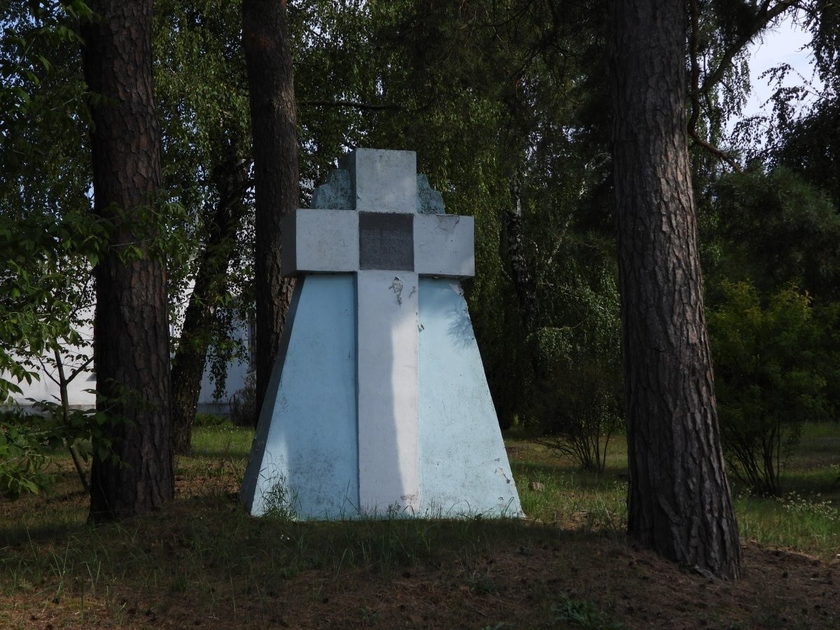 Помнік у Дамачаве