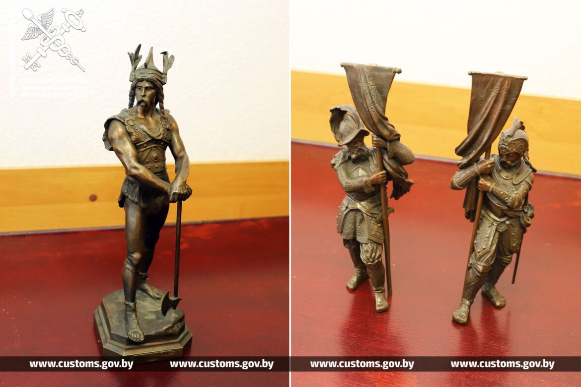 Культурные ценности, найденные на границе у женщин в Бресте