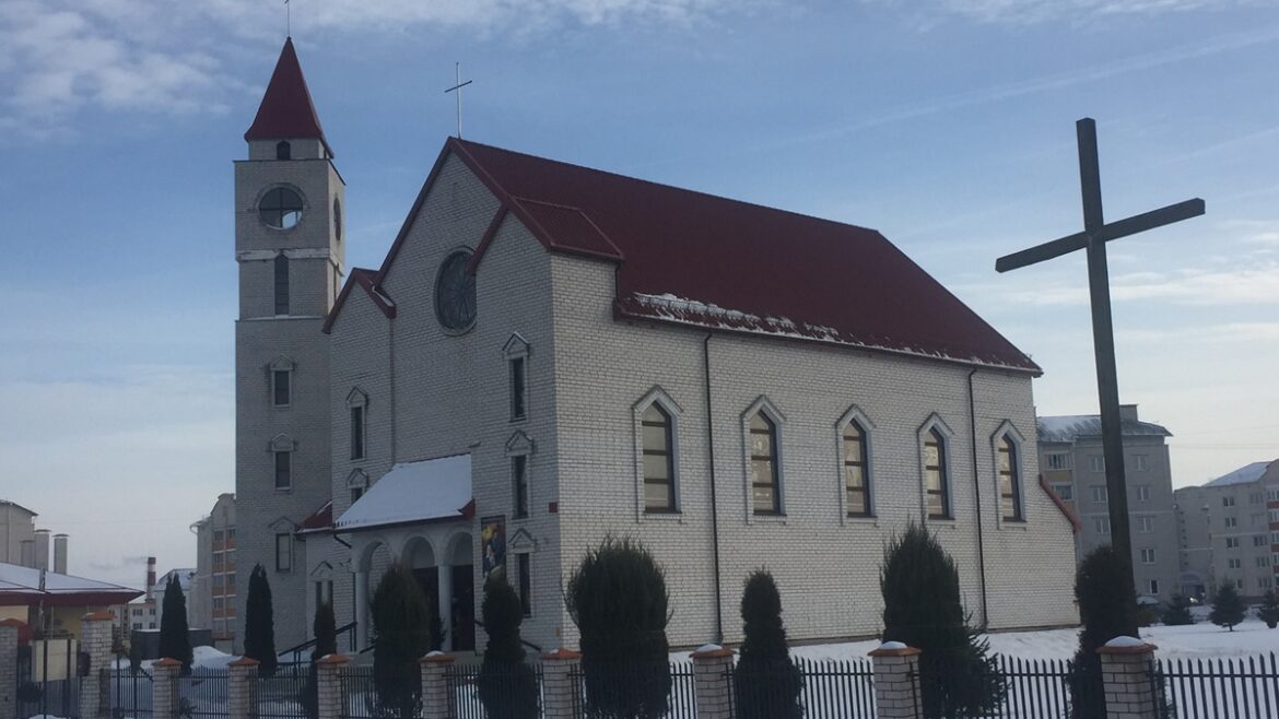 Костёл в Ивацевичах