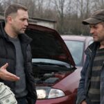 Продаёт машину