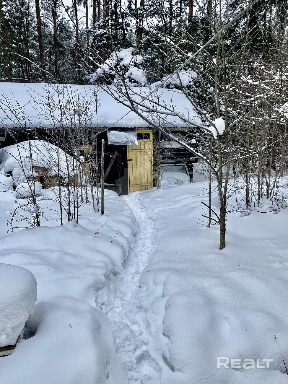 Не подскажете, где здесь туалет?