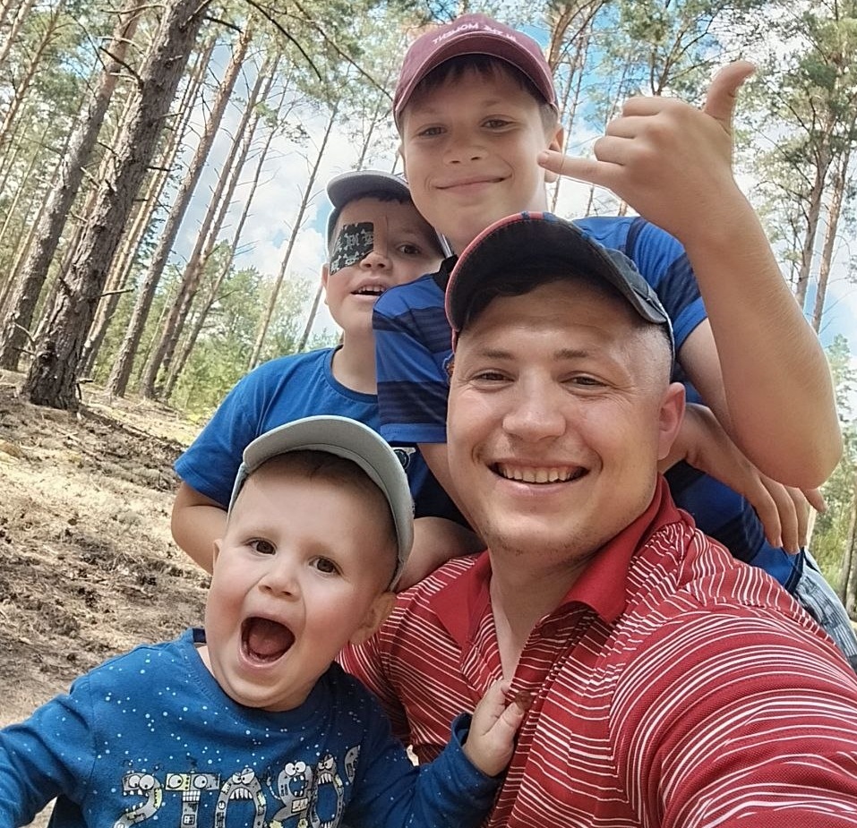 У Виталия трое сыновей